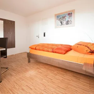 Merlin Hotel